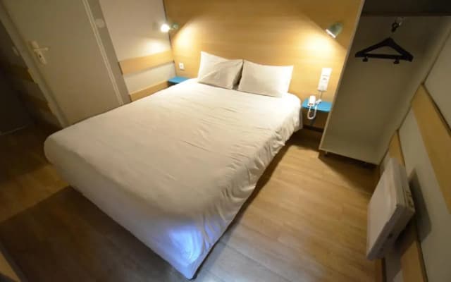 Reseda Hotel - photo 1