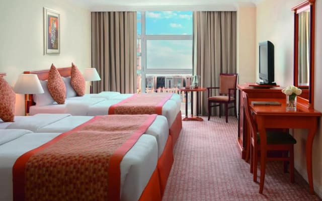 Anwar Al Madinah Mövenpick Hotel - photo 2