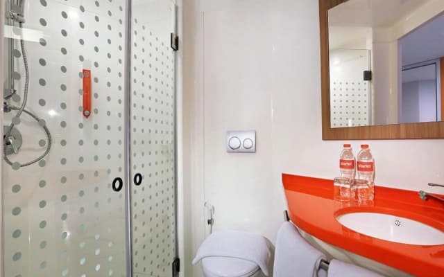 Starlet Hotel Serpong - photo 1
