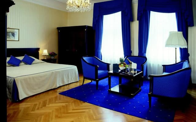 Ambassador Hotel - photo 2