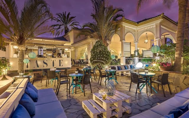 Gran Oasis Resort - photo 2