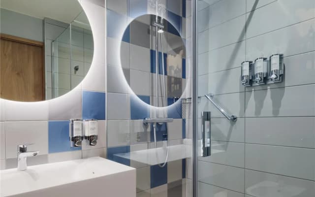 Hampton By Hilton Venice Isola Nuova - photo 8