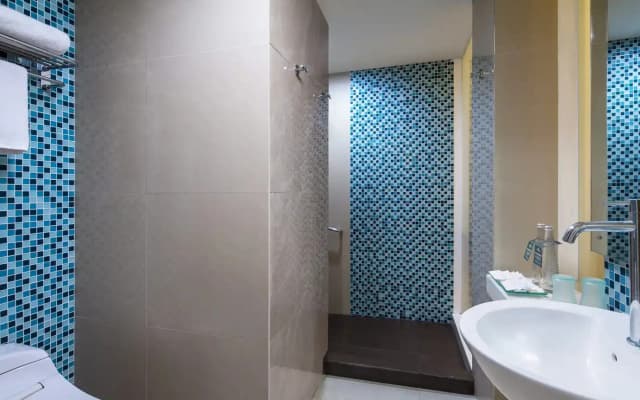 Hotel Santika BSD City Serpong - photo 2