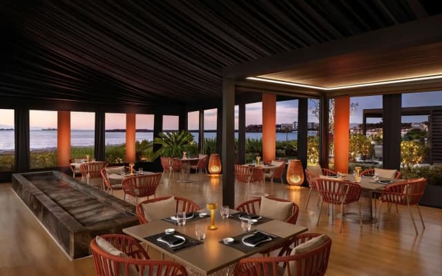 JW Marriott Hotel Istanbul Marmara Sea - photo 3