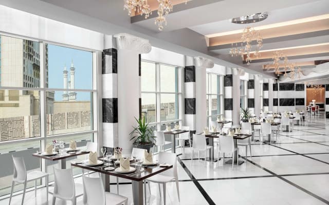 Doubletree by Hilton Jabal Omar Makkah - photo 2