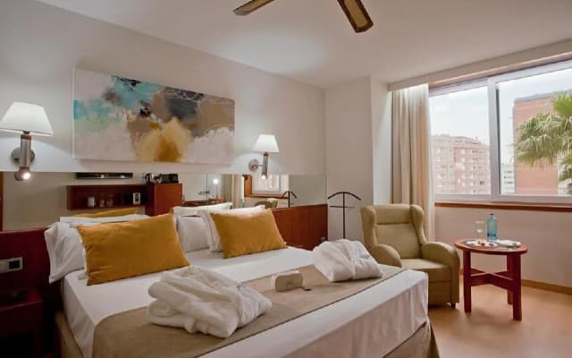 Ilunion Les Corts Spa Hotel - photo 3