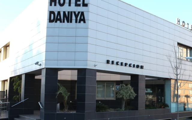 Hotel Daniya Alicante - photo 3