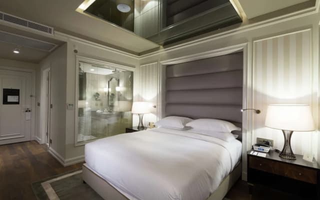 DoubleTree by Hilton Hotel Izmir Airport - photo 1