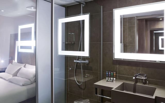 Novotel Manchester Centre - photo 3