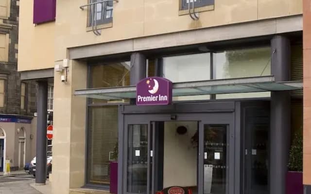 Premier Inn Edinburgh Cc Lauriston Place - photo 2