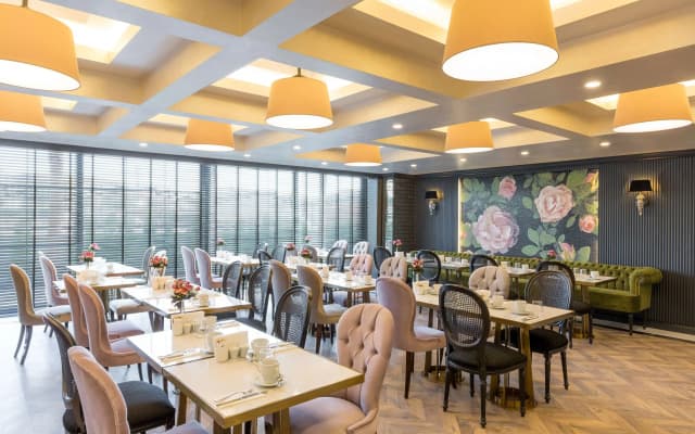 DoubleTree by Hilton Hotel Izmir Airport - photo 2