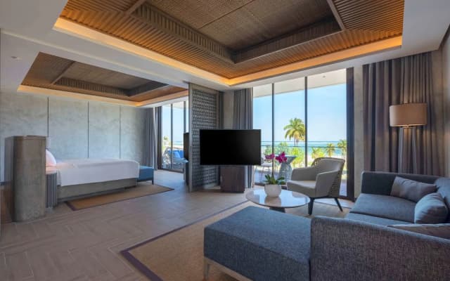 Pullman Lombok Merujani Mandalika Beach Resort - photo 3