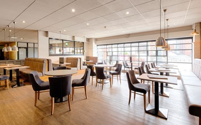 Castlefield Hotel - photo 1