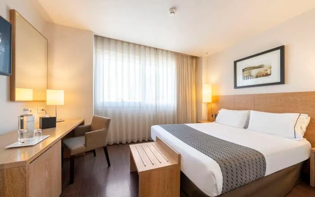 Eurostars Lucentum Hotel - photo 1