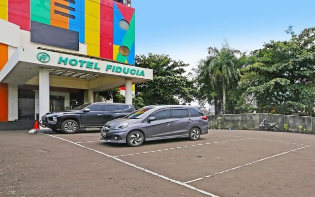 Hotel Fiducia Serpong - photo 1