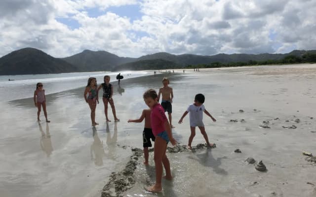 Lombok Holiday Hotel - photo 3