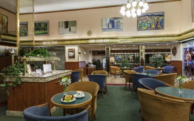 Danubius Hotel Hungaria City Center - photo 4