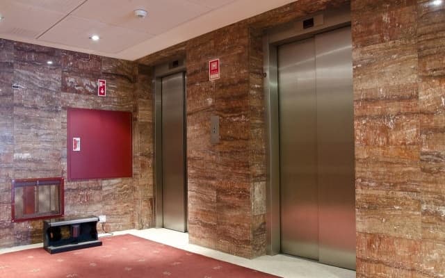 VIP Executive Entrecampos Hotel & Conference - photo 2