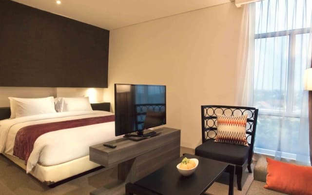 Hotel Yasmin Karawaci - photo 5