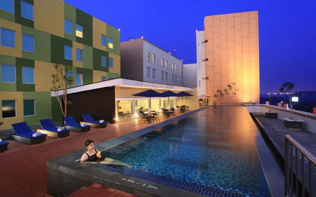 Swiss-Belhotel Airport Jakarta - photo 2