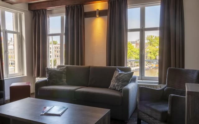 Eden Studios and Apartments - photo 2