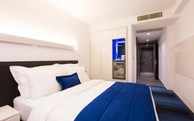 Zeniva Hotel - photo 3