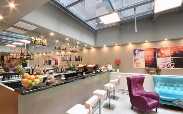 The Honest Budapest by Chic & Basic - photo 2