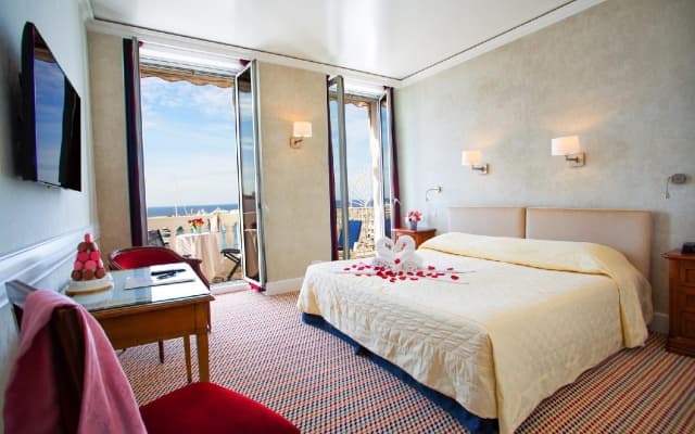 Hotel Splendid Cannes - photo 4