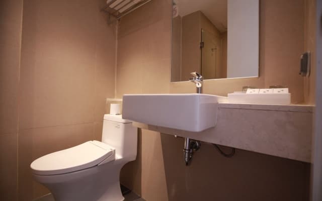 Citadines Connect Airport Jakarta - photo 4