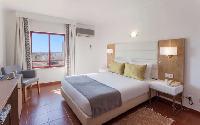 Best Western Hotel Dom Bernardo - photo 3