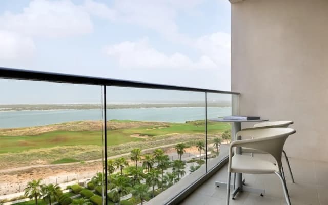 Hotel Crowne Plaza Abu Dhabi Yas Island by IHG - photo 5