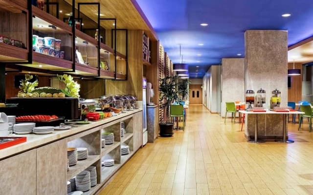 Hotel ibis budget Jakarta Airport - photo 2