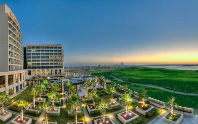 Crowne Plaza Abu Dhabi Yas Island by IHG - photo 2
