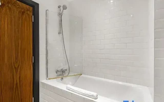 The Ainscow Hotel - photo 12