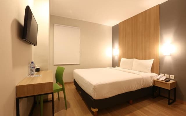 Hotel Citradream Bintaro - photo 9