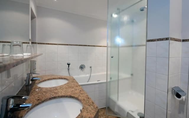 Hotel Concorde München - photo 3