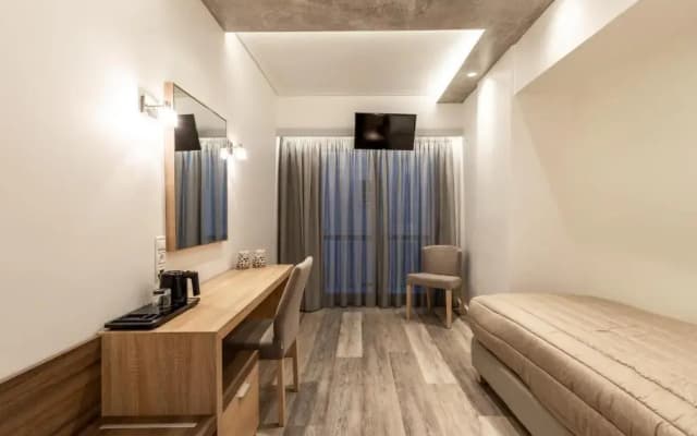 Xenophon Hotel - photo 5