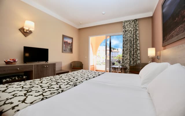 Hotel Puerto Palace - photo 4
