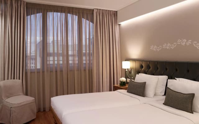 Titania Hotel - photo 5