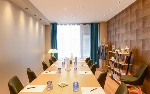 ZE Hotel - photo 3