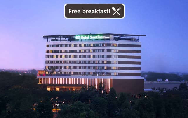 Hotel Santika Premiere Bintaro - photo 2