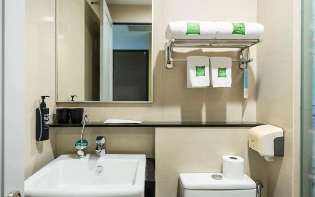 ibis Styles Singapore Albert - photo 5