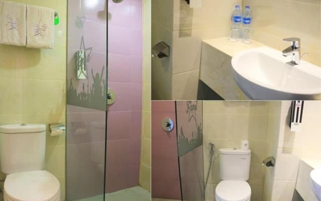 Fame Hotel Gading Serpong - photo 4