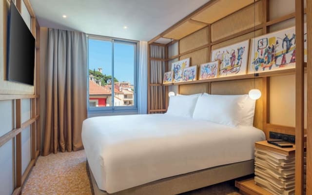 Canopy by Hilton Cannes - photo 2
