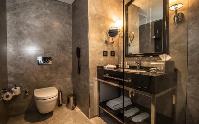 DoubleTree by Hilton Hotel Izmir Airport - photo 8