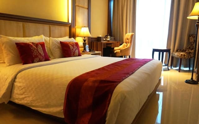 Sapphire Sky Hotel BSD City - photo 5