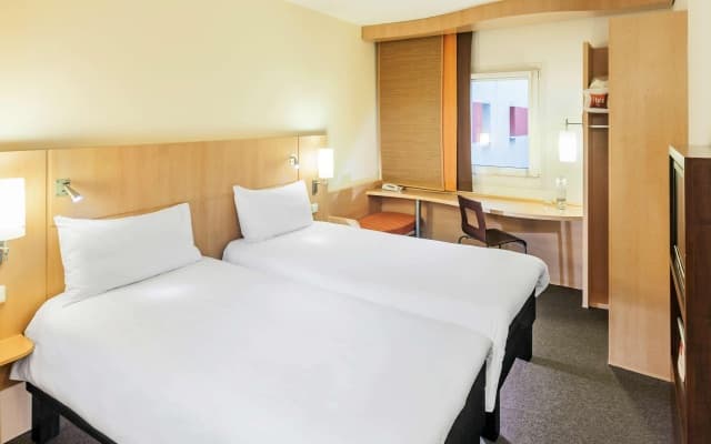 ibis Praha Old Town - photo 4