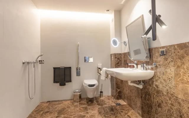 Adia Aluma Athens, Curio Collection By Hilton - photo 5