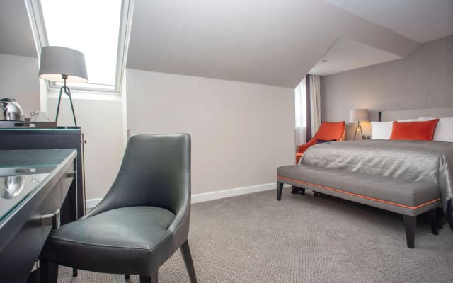Ten Hill Place - photo 4