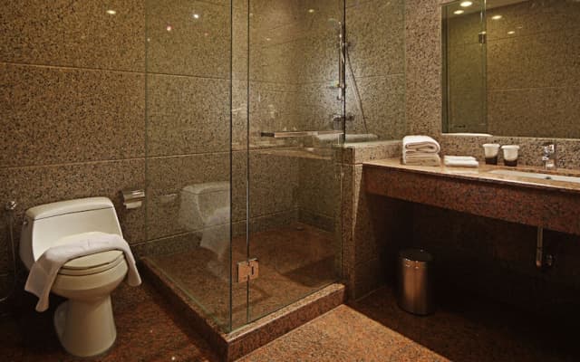 FM7 Resort Hotel - photo 4